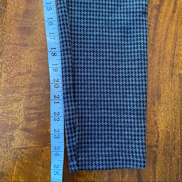Ann Taylor Houndstooth Leggings - Picture 8 of 10